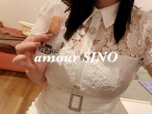 シノ 24歳