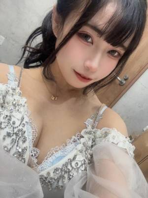 シオン 20歳