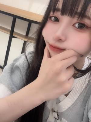 シオン 20歳