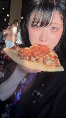 サナ 20歳
