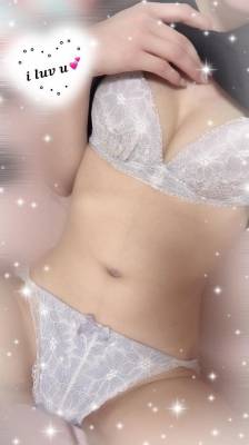 ユイ 21歳