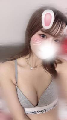 ユイ 21歳