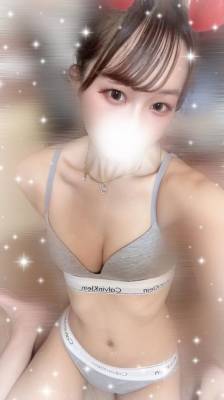 ユイ 21歳
