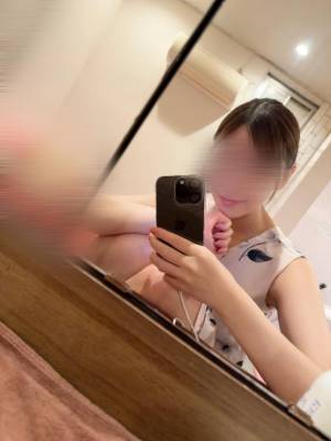 サキ 22歳