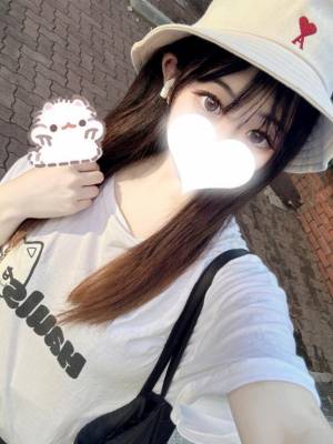 メアリ 20歳