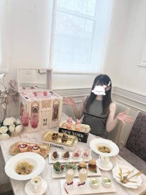 メアリ 20歳