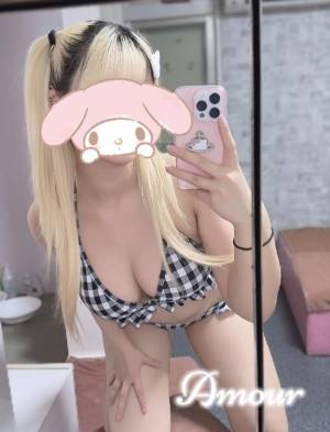 モネ 18歳