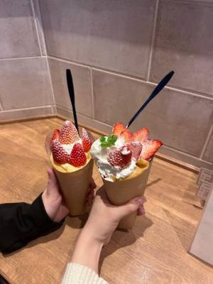 アノ 18歳