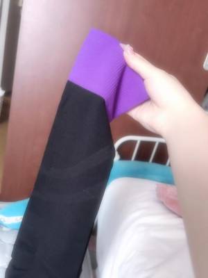 アノ 18歳