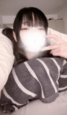 アノ 18歳