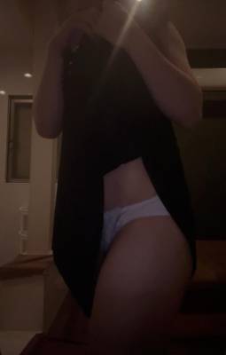 アノ 18歳