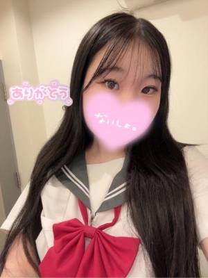 なこ 22歳