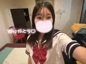 なこ 22歳