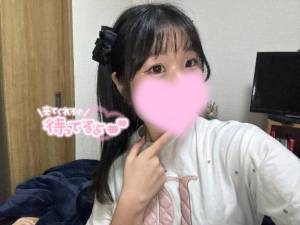 なこ 22歳