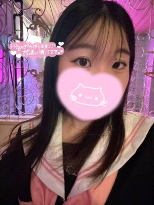 なこ 22歳