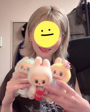 れい 23歳