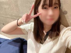 しろ. 20歳