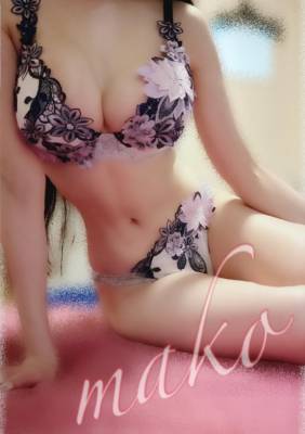 まこ 26歳