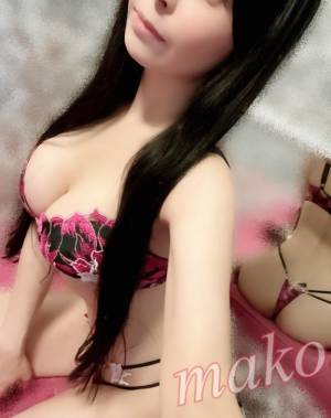 まこ 26歳