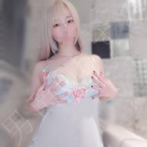あずみ 24歳