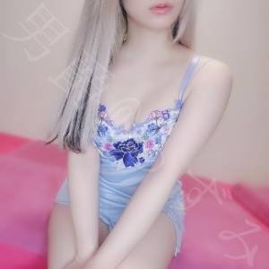 あずみ 24歳