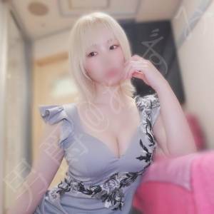 あずみ 24歳