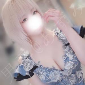 あずみ 24歳