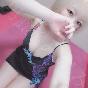 あずみ 24歳