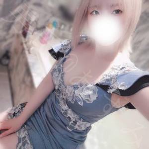 あずみ 24歳