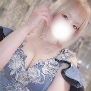 あずみ 24歳
