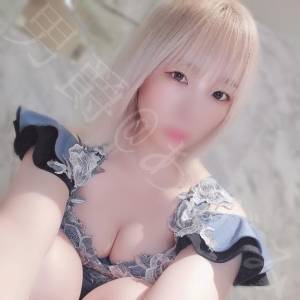 あずみ 24歳