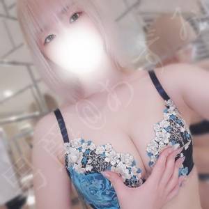 あずみ 24歳