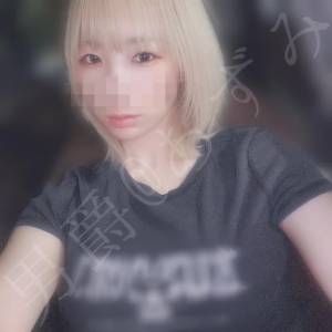あずみ 24歳