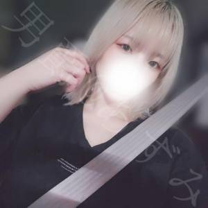 あずみ 24歳