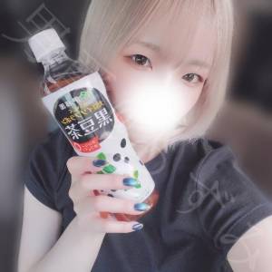 あずみ 24歳