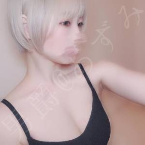 あずみ 24歳