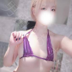 あずみ 24歳