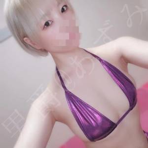 あずみ 24歳