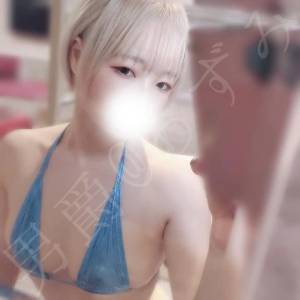 あずみ 24歳