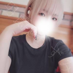 あずみ 24歳