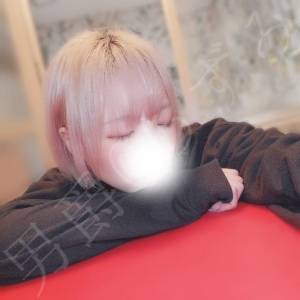 あずみ 24歳