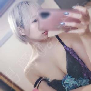 あずみ 24歳