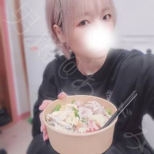 あずみ 24歳