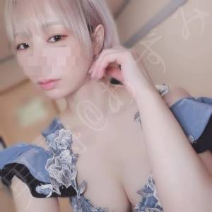 あずみ 24歳