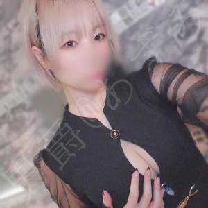 あずみ 24歳