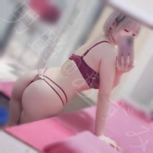 あずみ 24歳