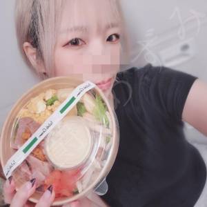 あずみ 24歳