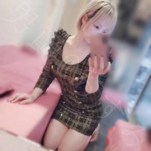 あずみ 24歳