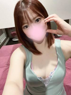 みな 24歳