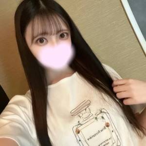 ゆい 23歳